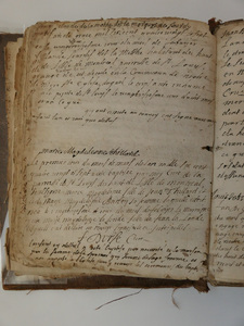 F. D'Urf&eacute; register, page 01