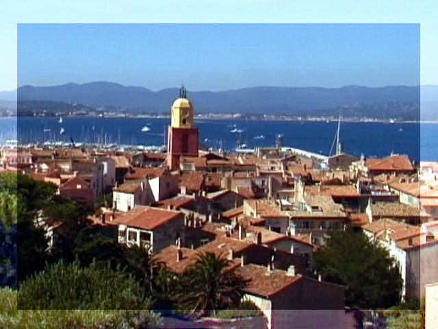 [Photo of St. Tropez with a lighter border]